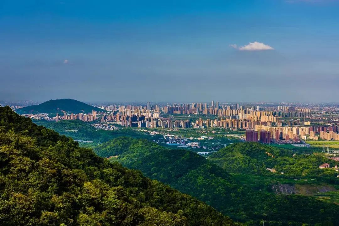 奥体三大新盘、钱二双子星扎堆来，5月杭州又添40盘