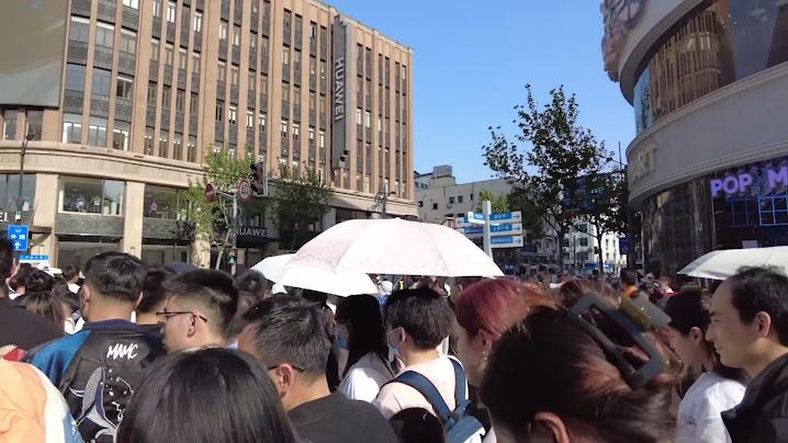 高铁乘务员月薪是多少上几天班,高铁乘务员工资月薪多少钱