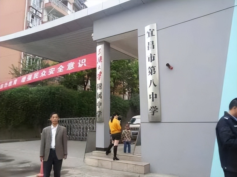 铁 路 情 缘 作者：铁二代 卢州