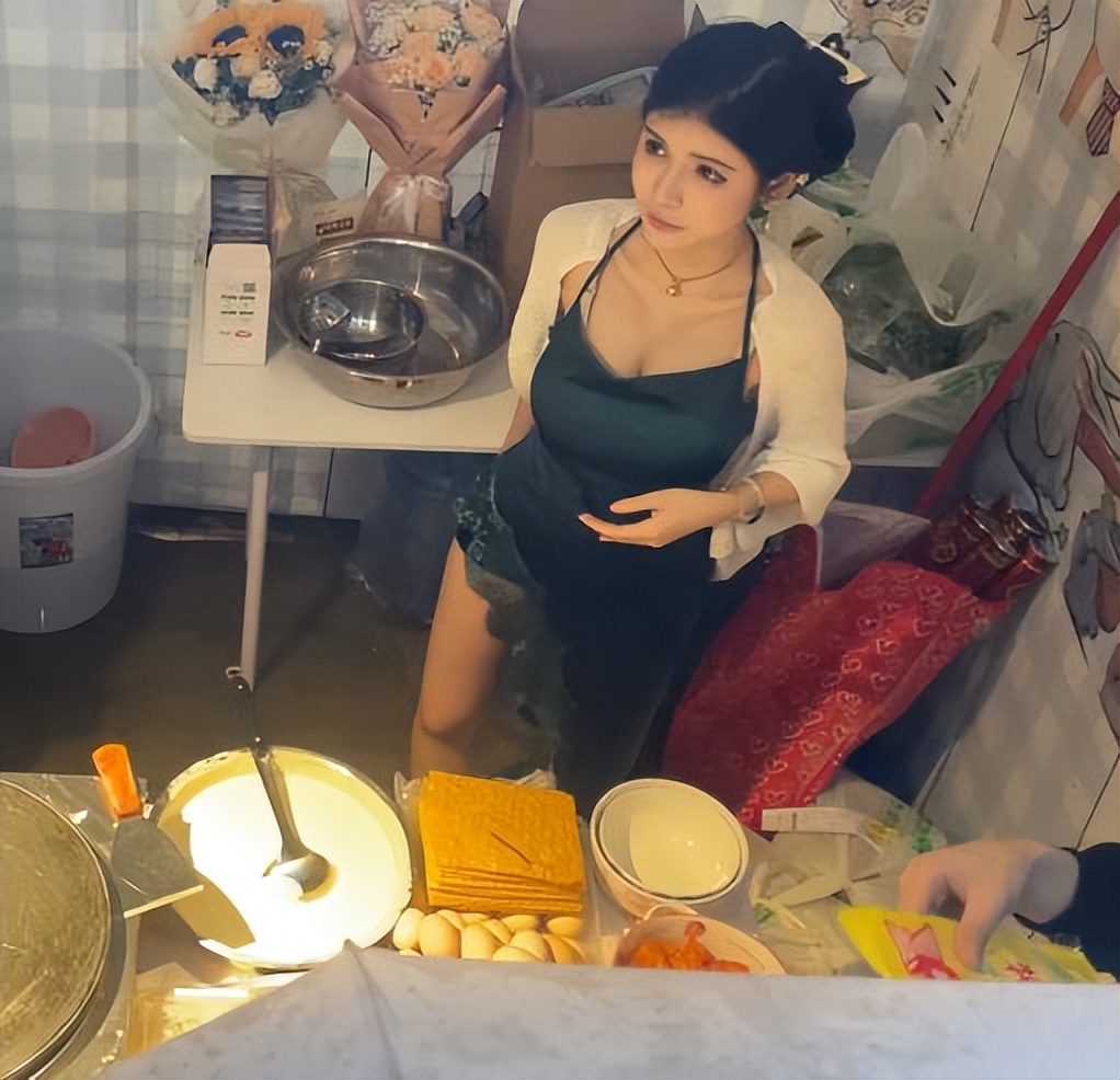 网红摆摊日进斗金,199元网红出门摆摊赚钱