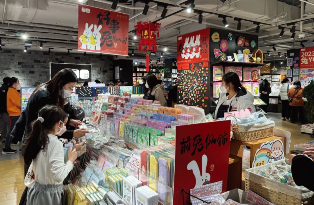 新春走基层|商家搭上“兔年快车”春节“含兔量”飙升