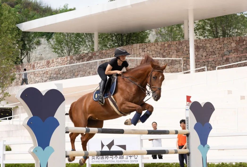 探索更适合青少年骑手的训练模式