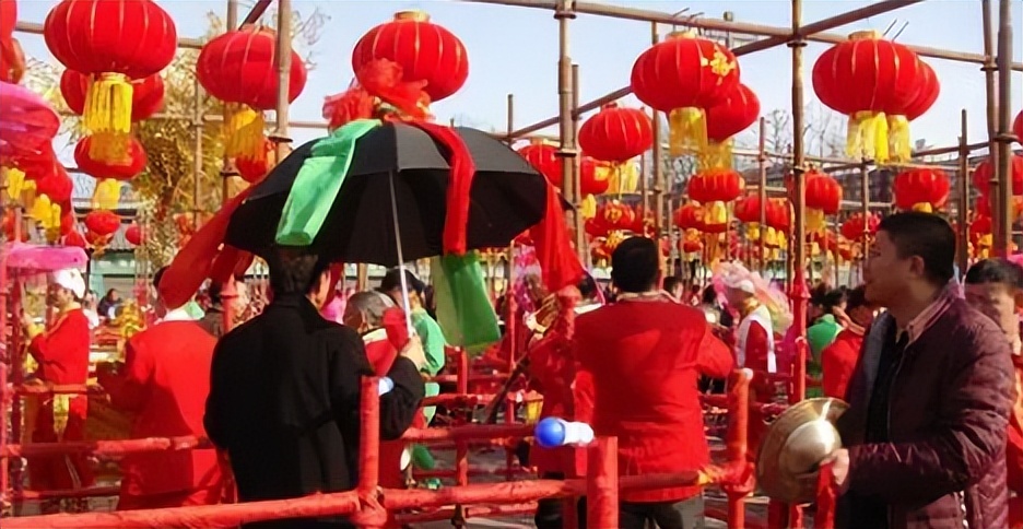 延安传统文化灯笼制作,陕西民间手工木制灯笼