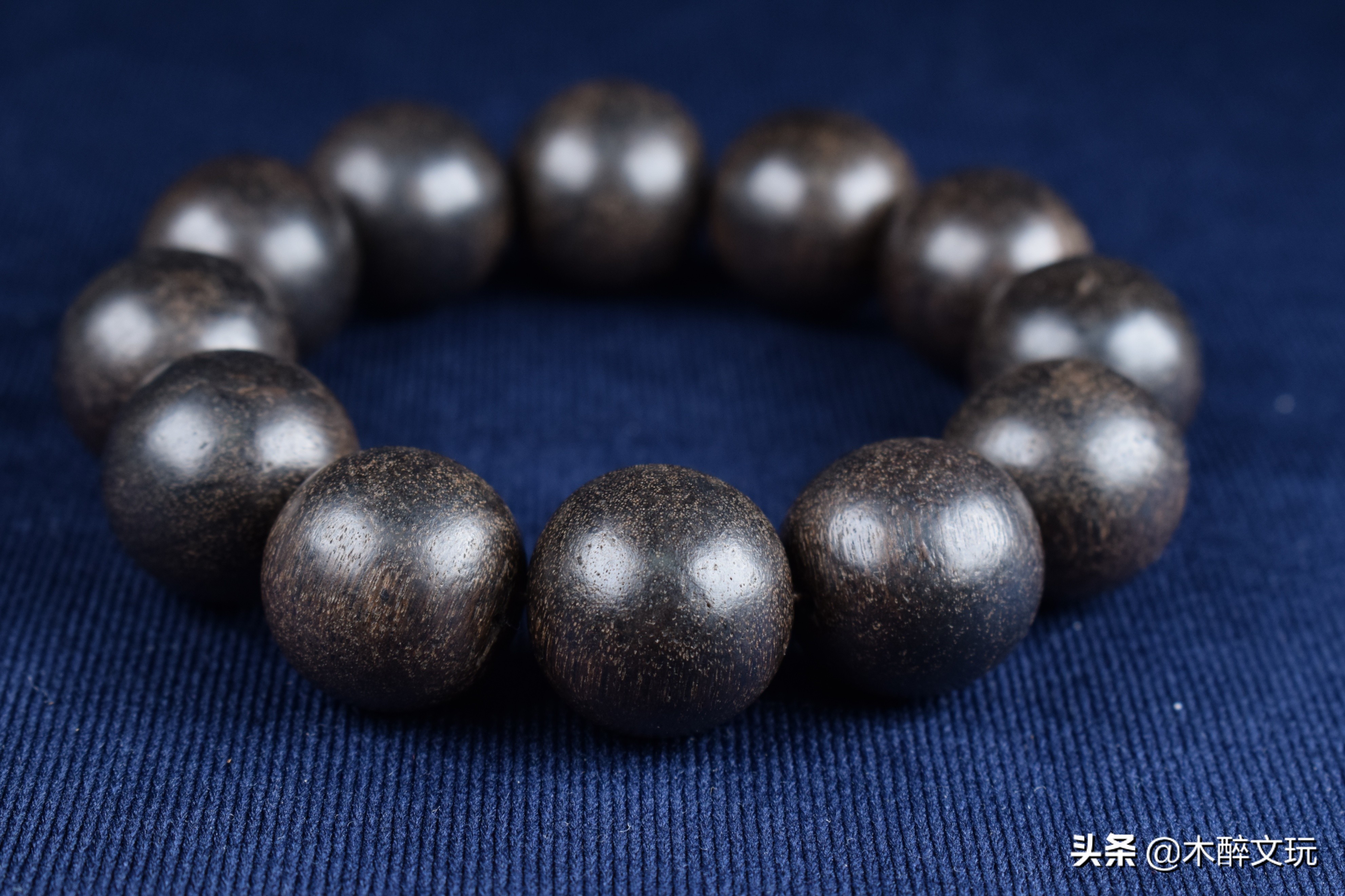 如何挑选沉香手串,怎么挑选沉香手串