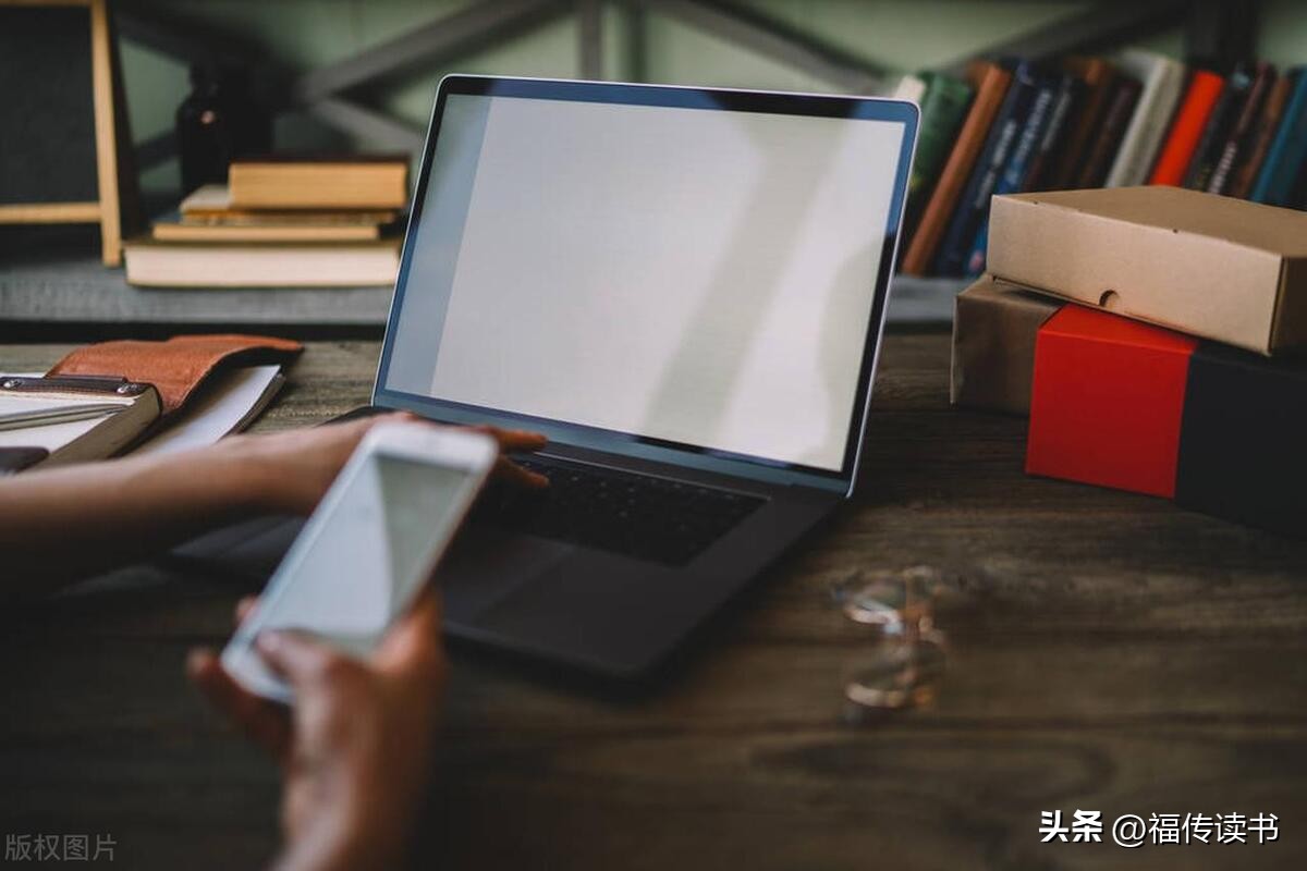 从兼职写作到全职写作,靠写作一天写1小时月入3000容易吗