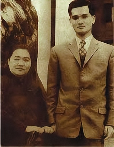 连家三代女性：开疆拓土赵兰坤，接管大权连方瑀，红豆千金蔡依珊