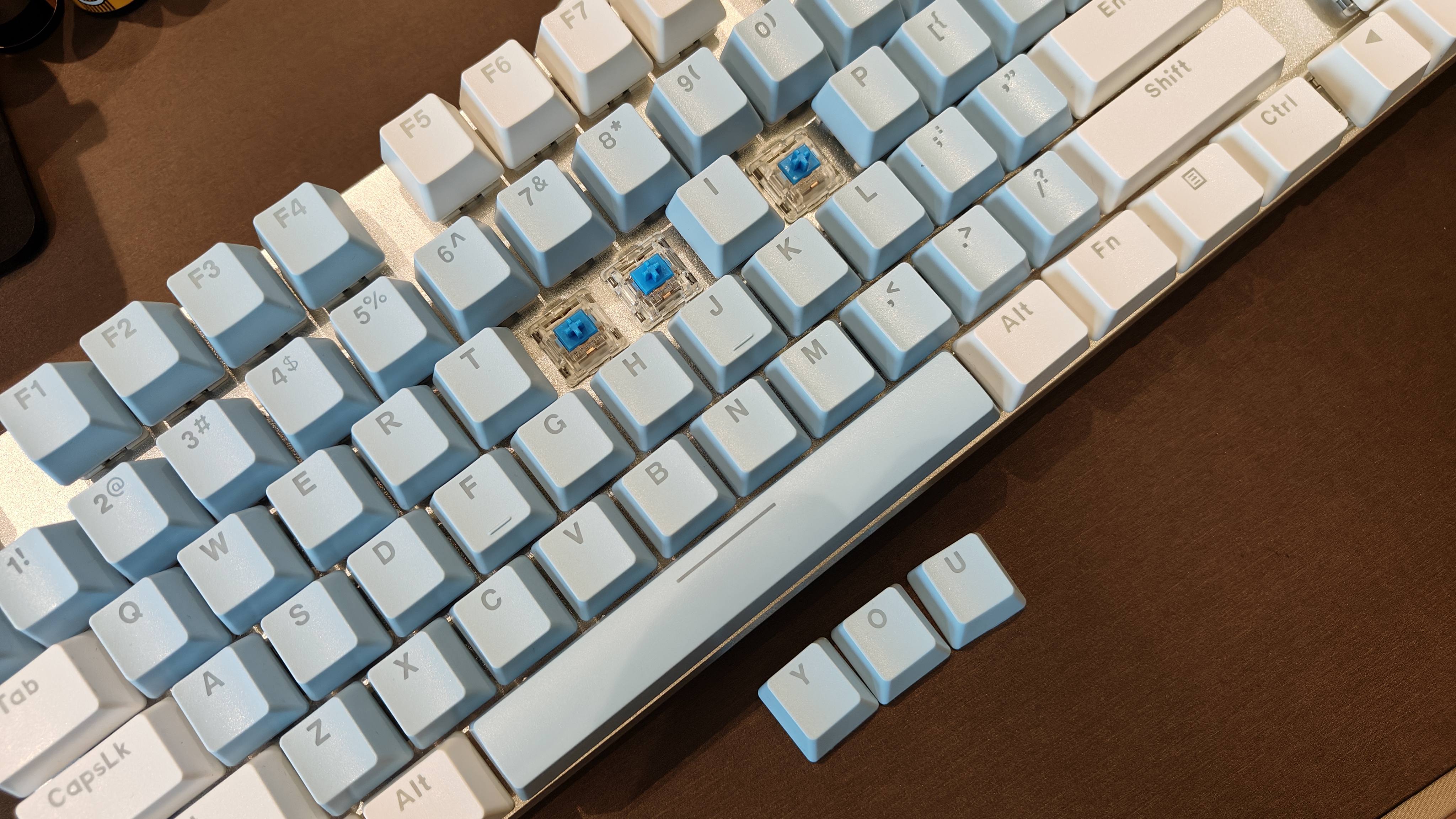 达尔优ek815百元游戏机械键盘推荐,达尔优ek815键盘怎么调灯光颜色