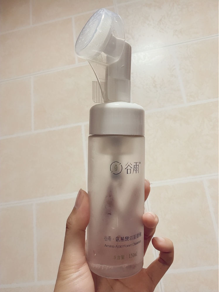 含硫磺洗面奶的功效,含酒精的洗面奶对皮肤有什么伤害