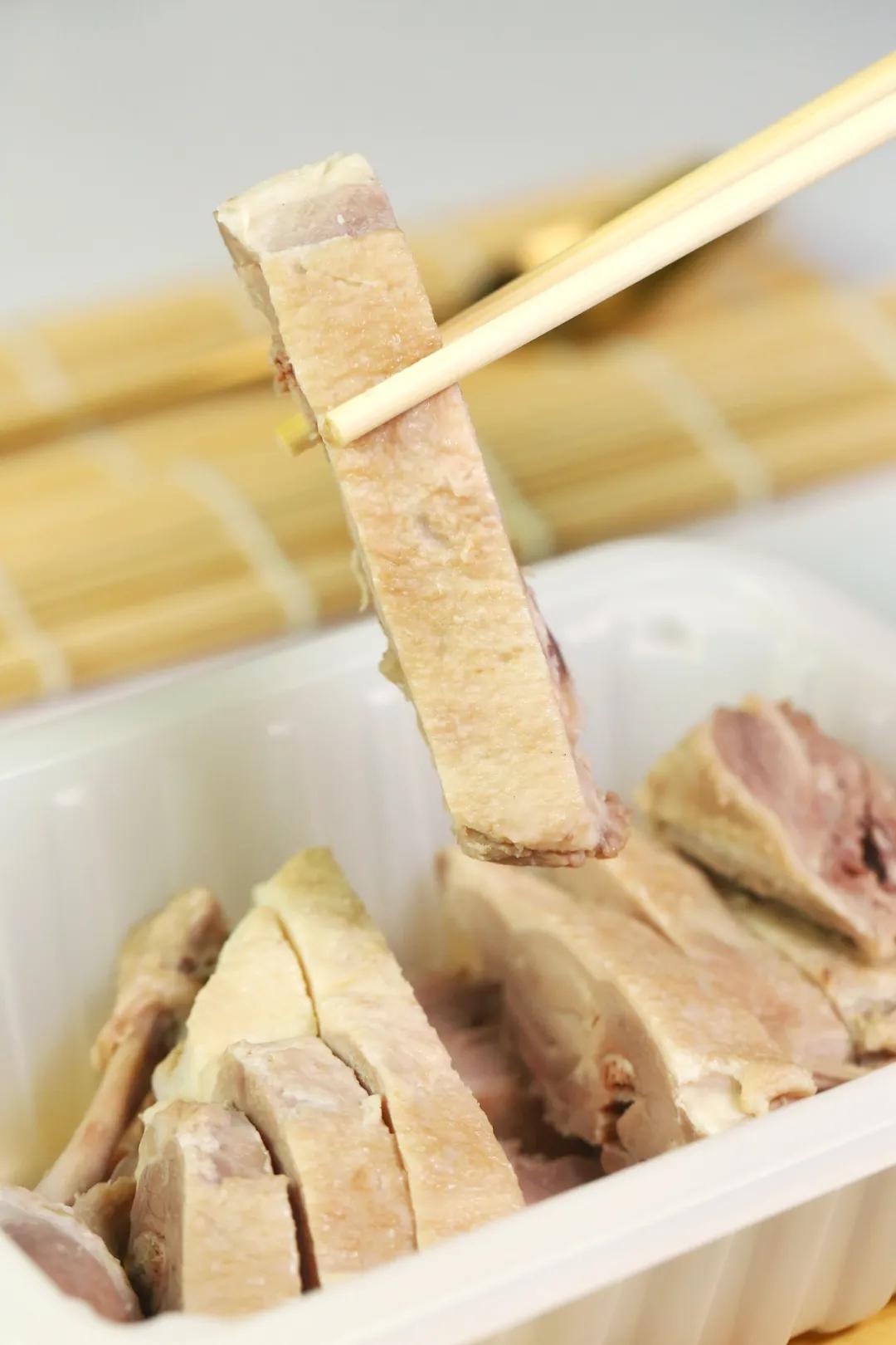 盒马金陵大肉包,真假小笼包