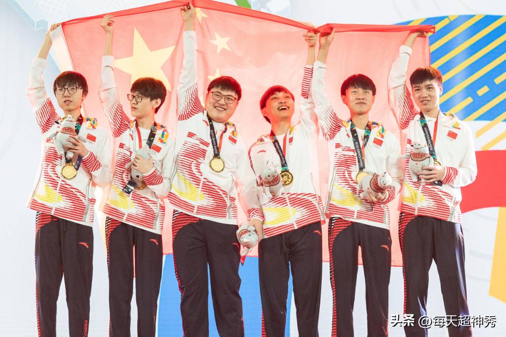 2022lck春决李哥进场,lck众神归位李哥站位