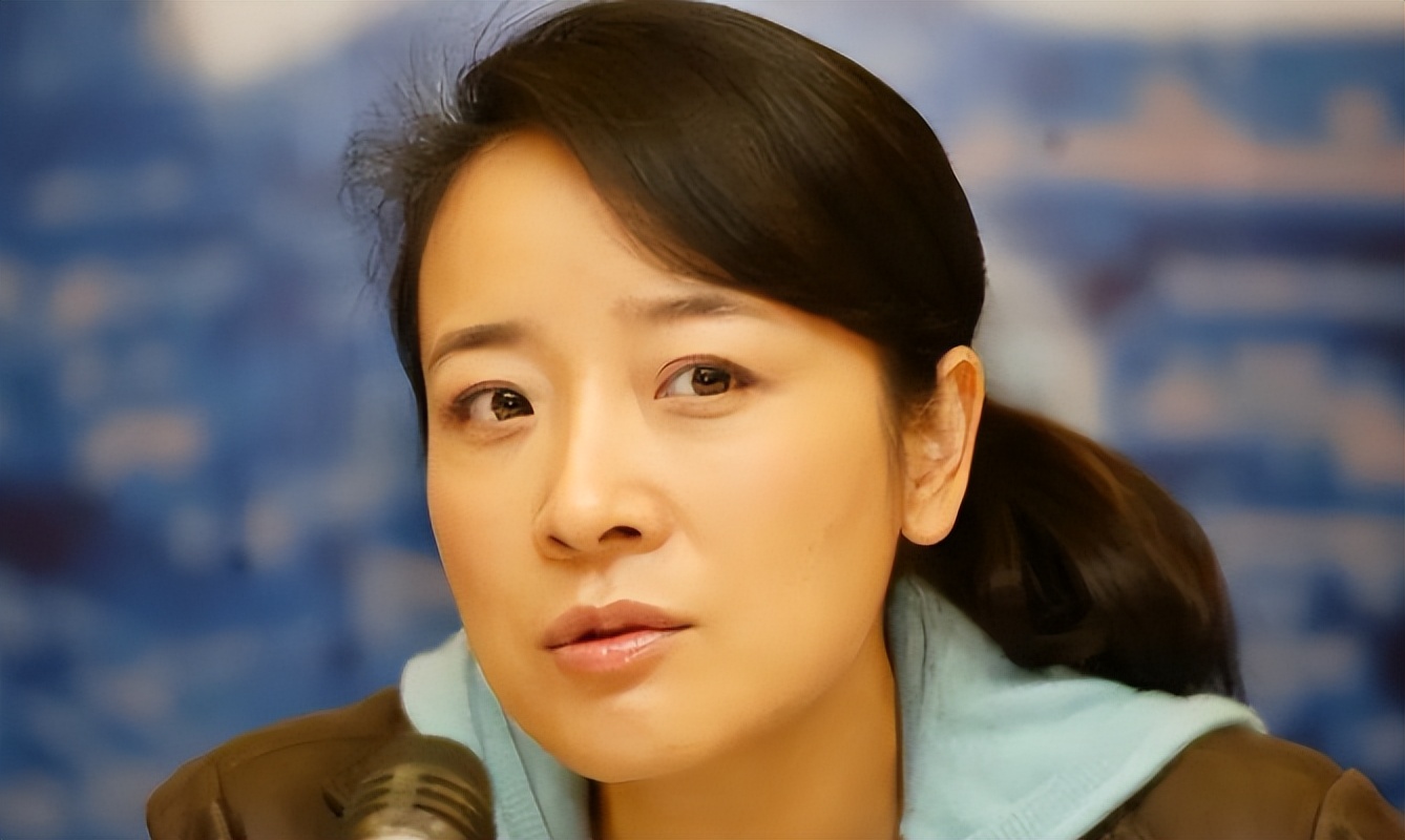 陈小艺婚后生活,52岁陈小艺分居11年