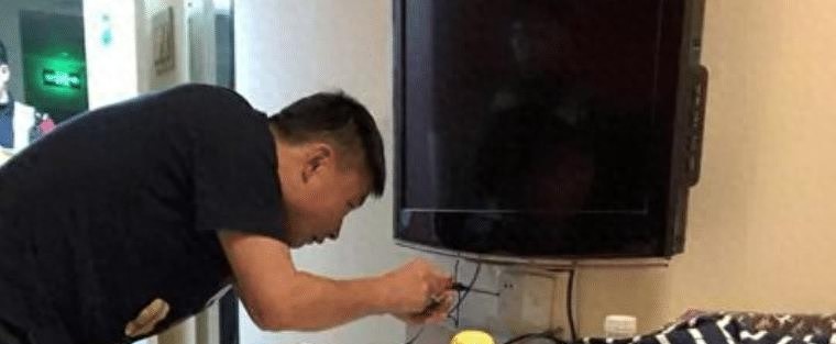 酒店里的电脑为啥不让动,为什么酒店的电脑打不开