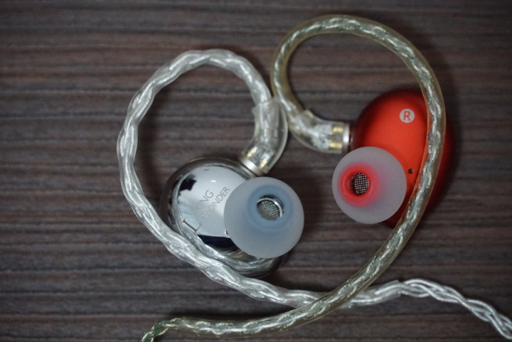 神奇的插头调音，5年前千元内国产音质天花板耳机终迎继任者