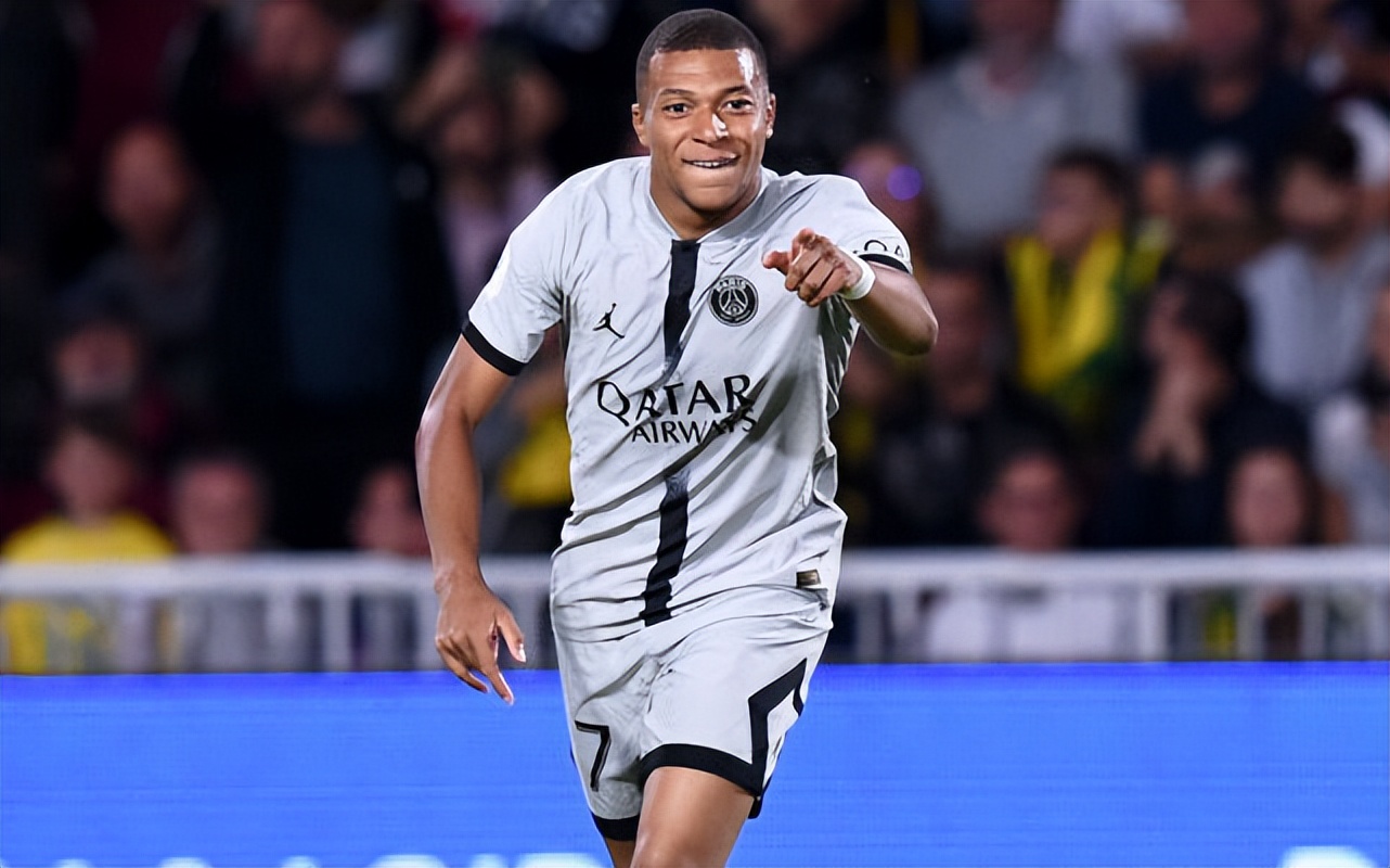 fifa最佳11人梅西,2014年国际足联最佳十一人梅西