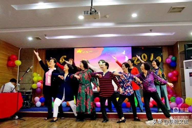 八一五二九部队老兵联谊会,老兵聚会不减当年