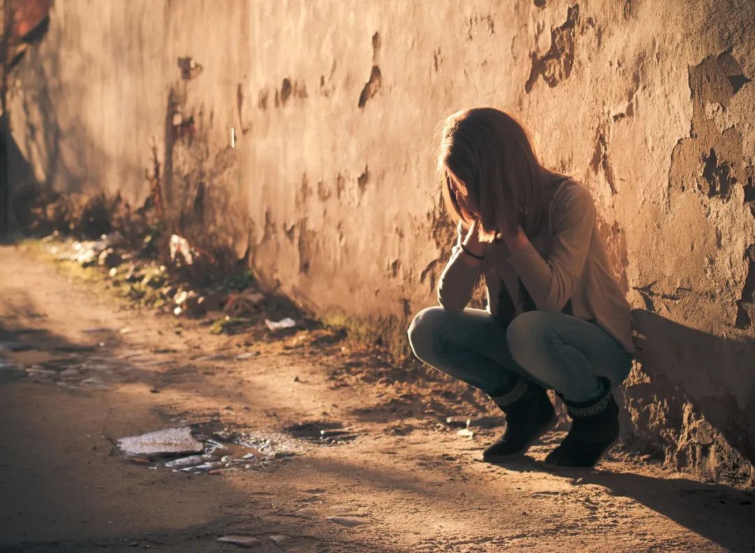 分手*力暴**的受害者为什么不选择离开?她们可能陷入了“*力暴**循环”