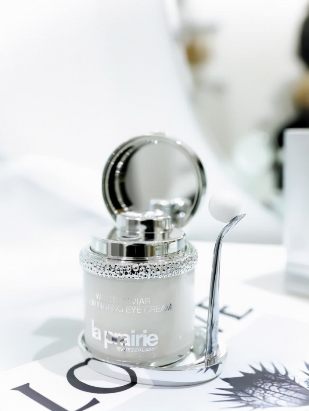 眼霜什么牌子的好用,眼霜什么品牌最好用介绍一下