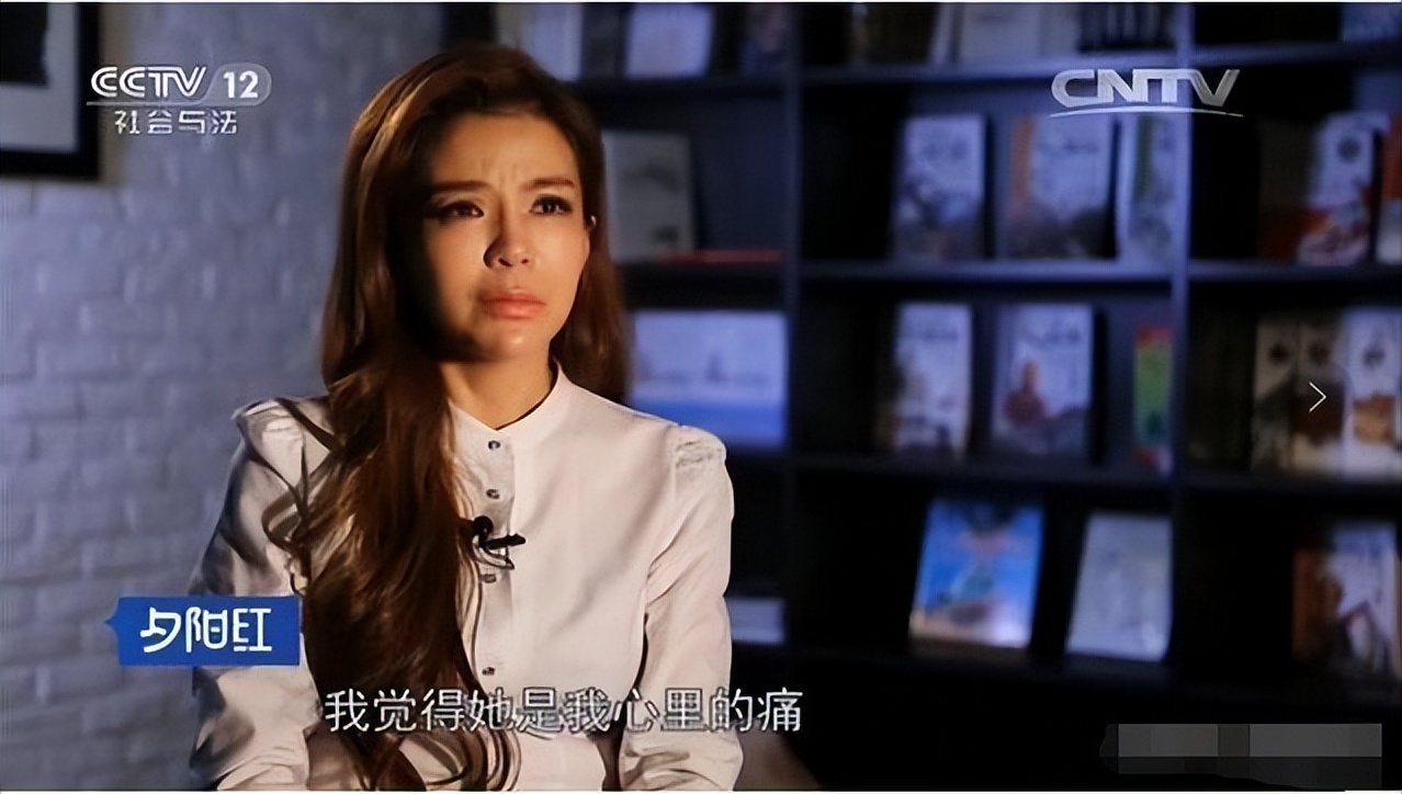 春晚主持人董卿周涛朱迅李思思,春晚主持人董卿朱迅周涛