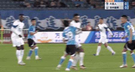 中超武汉三镇豪取11连胜继续领跑,2023年中超十六轮泰山对申花视频