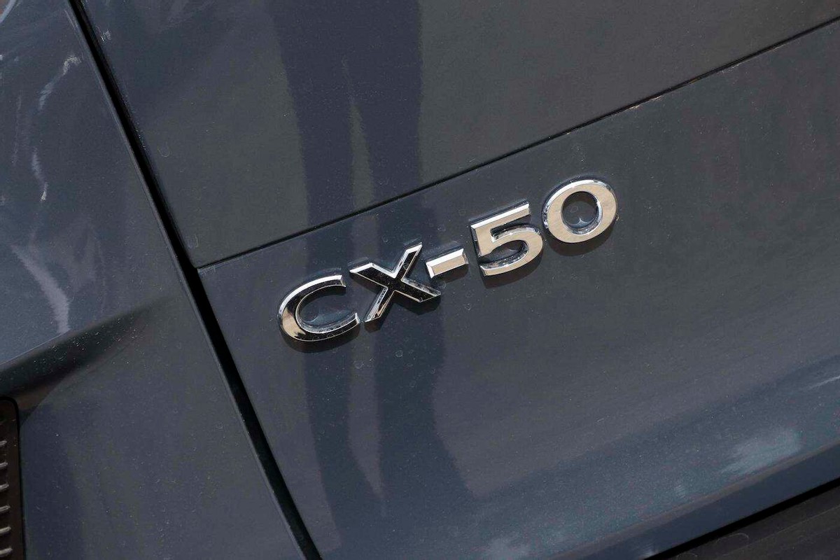 马自达阿特兹好还是本田crv好,第一代本田crv对比马自达六