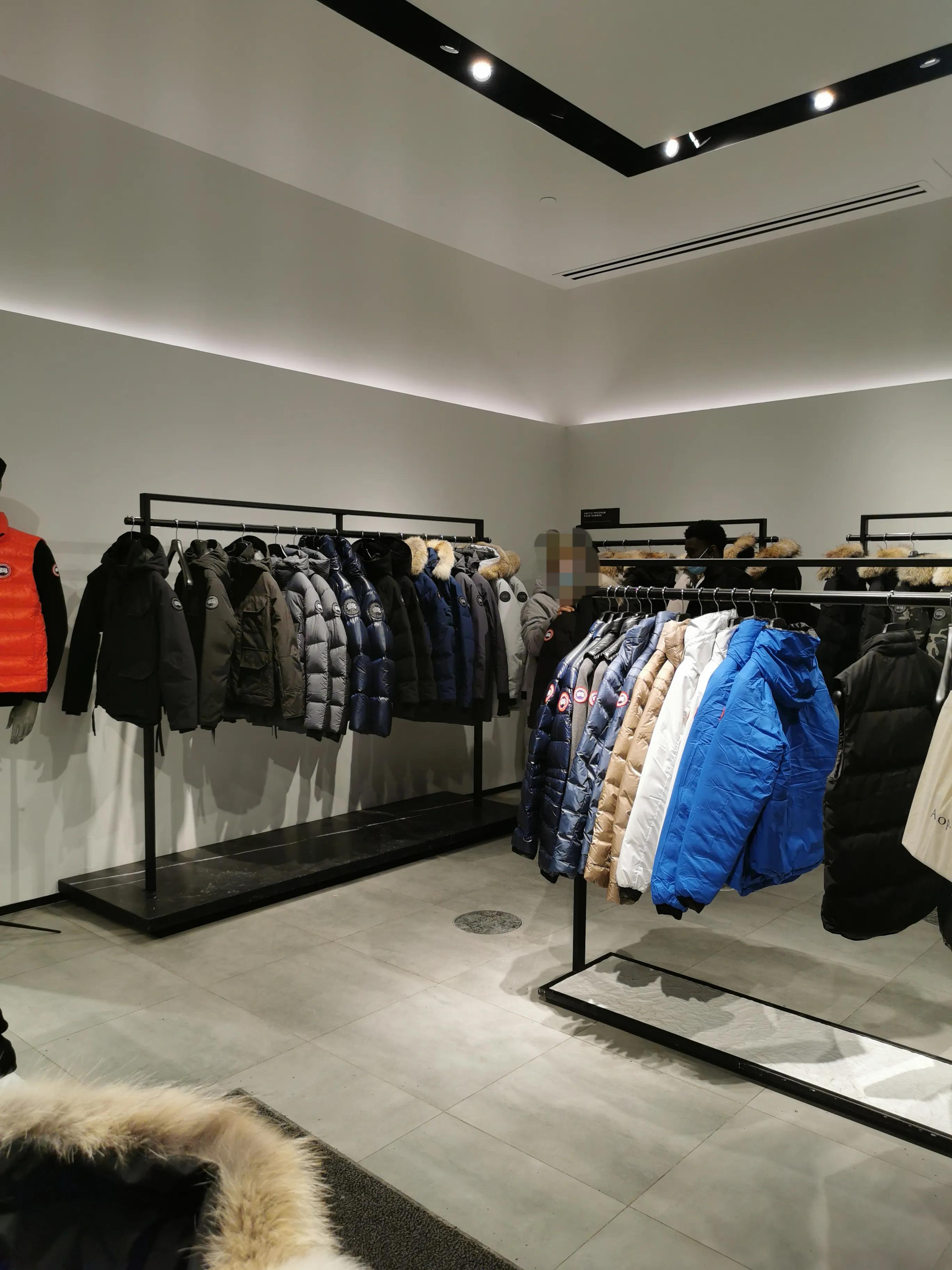 为什么有很多中国人买加拿大鹅,加拿大鹅中国是不是比加拿大贵