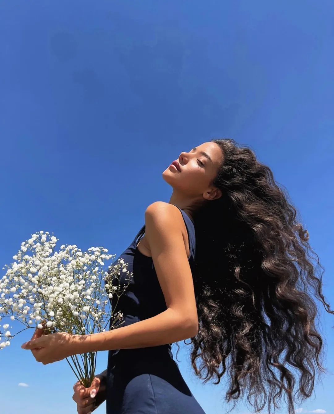 黄黑皮穿搭技巧,黄黑皮穿衣教程