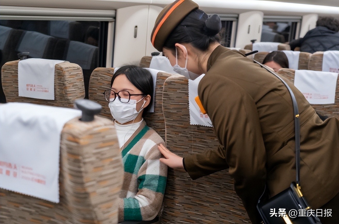 坐火车再也不怕吵了网友喜大普奔,坐火车再也不怕吵了