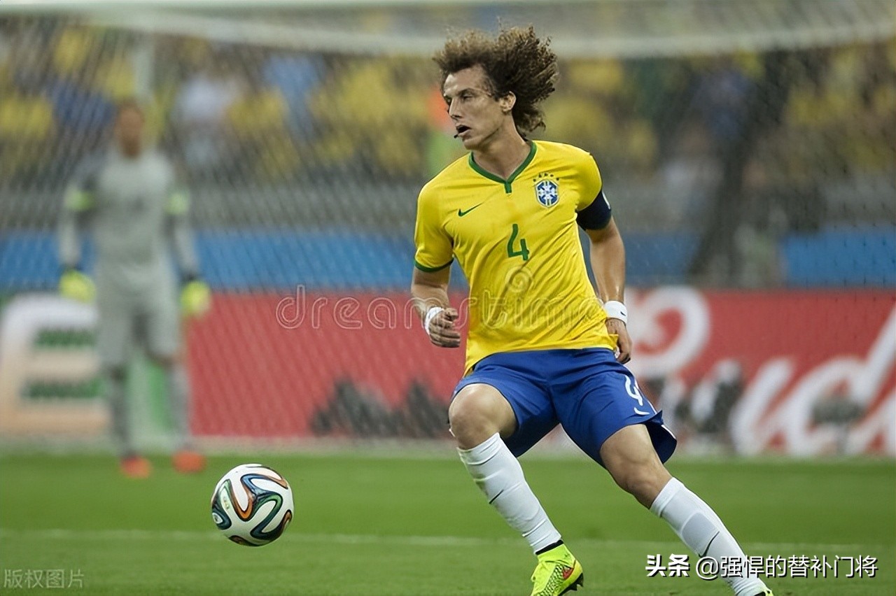 足球是不是越圆越好,足球越圆越光滑越好踢吗