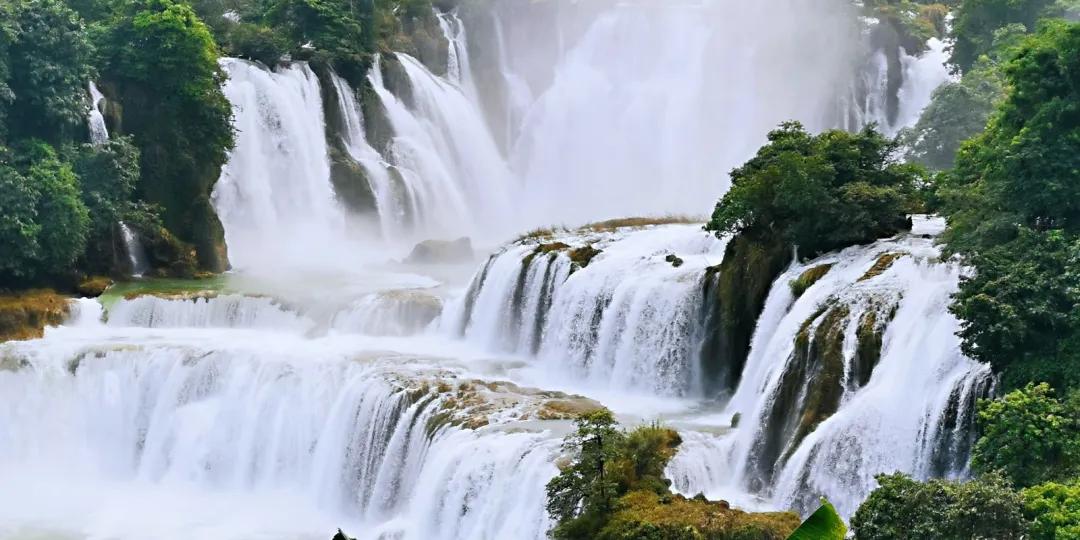 广西德天瀑布回广州沿途景区,德天跨国大瀑布风景区和古龙山