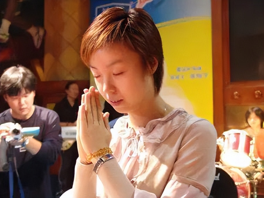 张怡宁国足高光时刻,张怡宁为什么执教巴布亚新几内亚