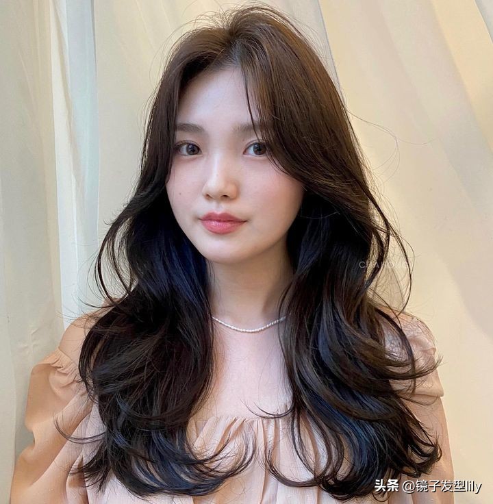 最流行最漂亮的时尚女士发型,2022最流行气质发型女