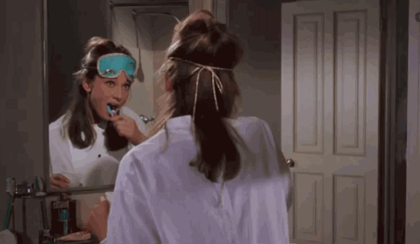 去正规医院和诊所看牙哪个好,去医院弄牙齿花钱又受罪