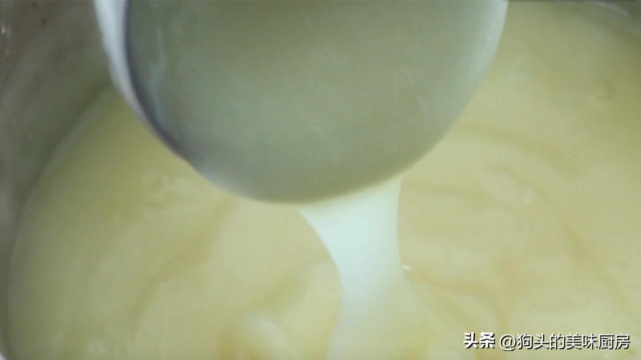 用碱水豆腐做法去做米豆腐，无任何添加，清爽细腻，适合天热吃