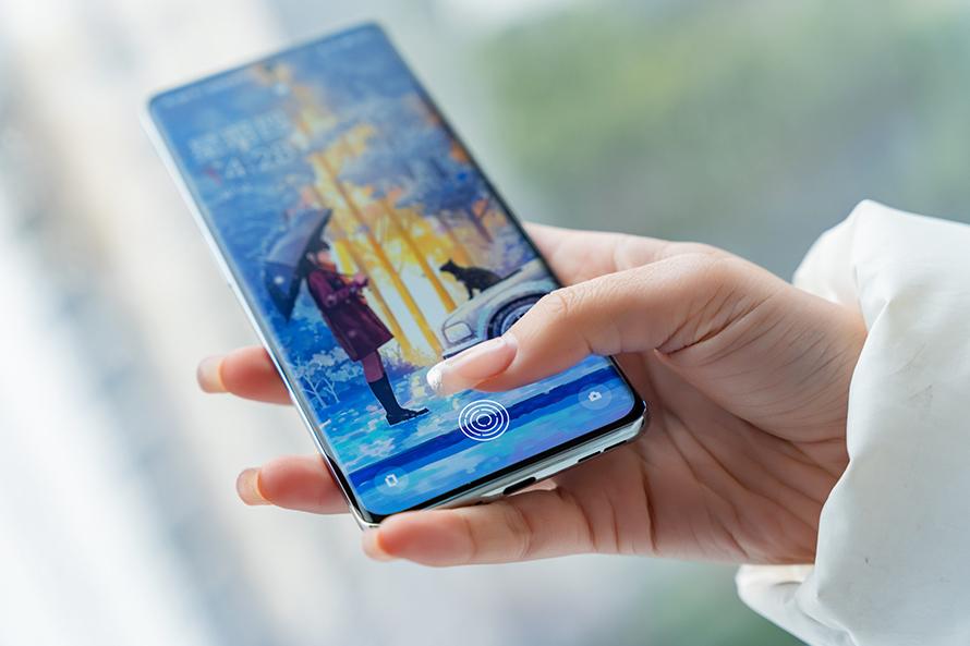 年底给爸妈换手机哪款值得推荐,最近想换手机推荐哪款5000左右