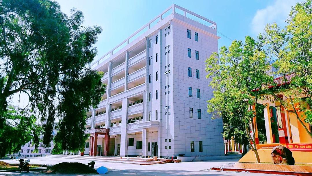 浣犲ソ澶у畨,澶у畨楂樹腑鏍″洯椋庤矊