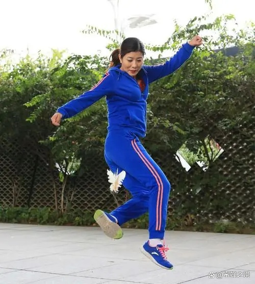 踢毽子趣味名称,踢毽子都有哪些花样