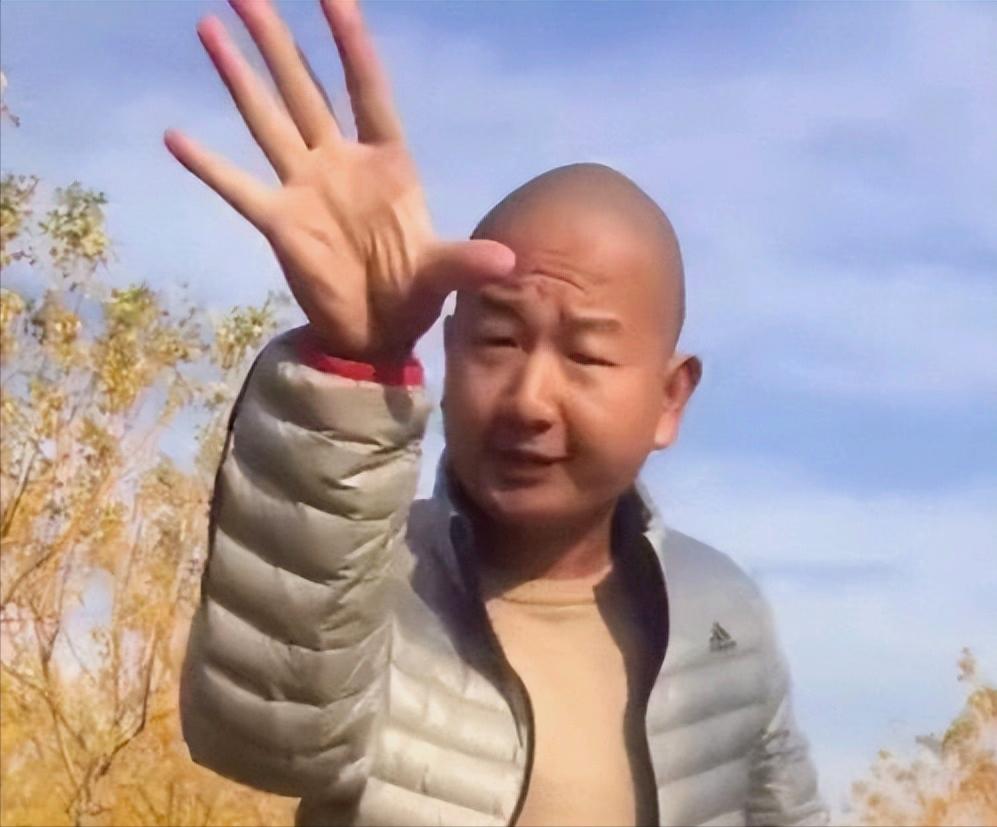 网红阿giao真实收入,阿giao直播被怼崩溃