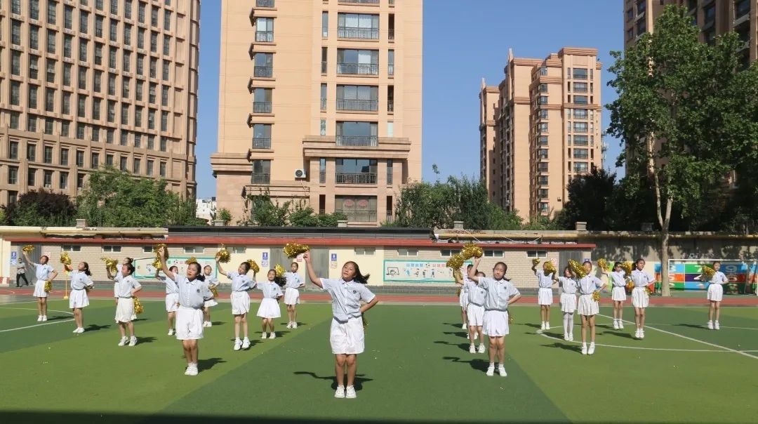 奔跑吧少年校园足球联赛,奔跑吧少年曙光小学足球比赛