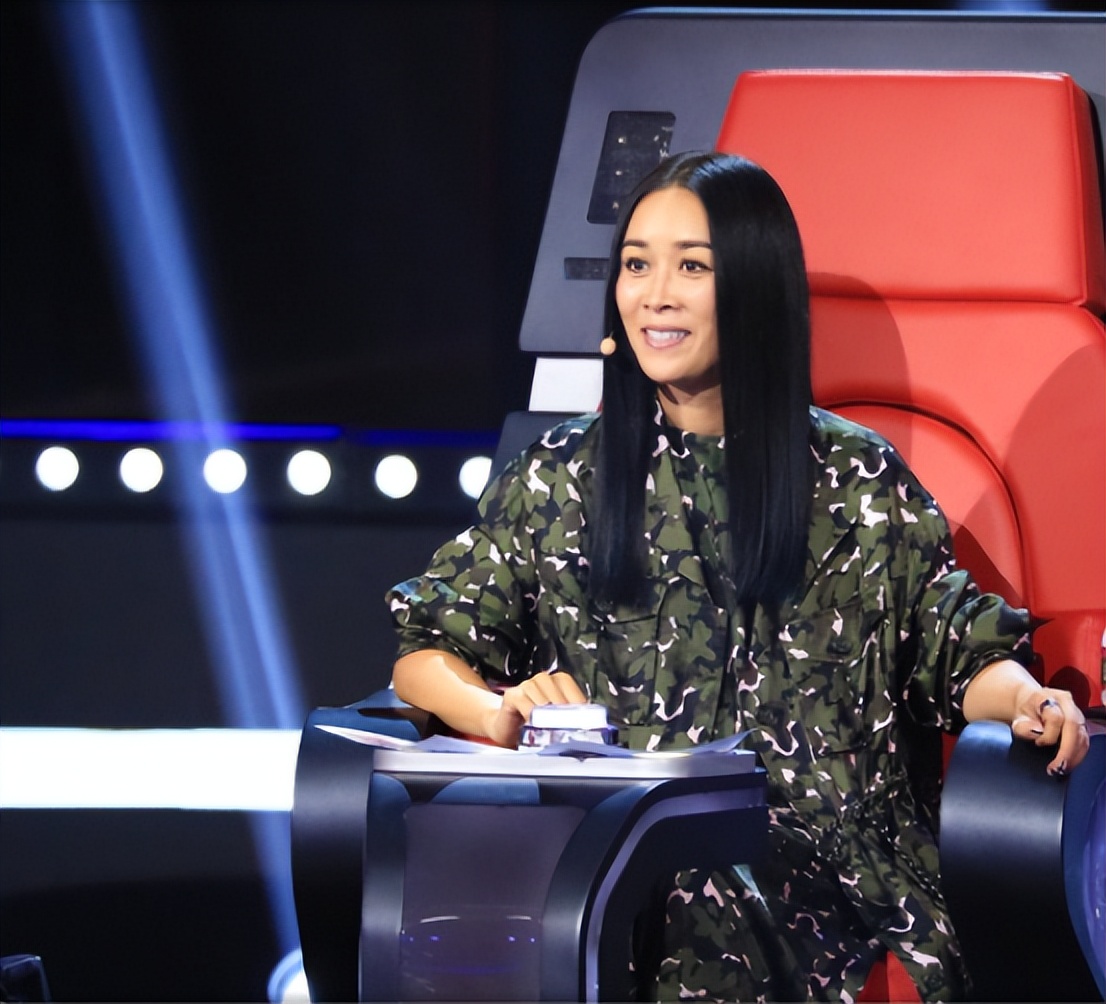 那英与高峰结过婚没有,那英与高峰的恋爱