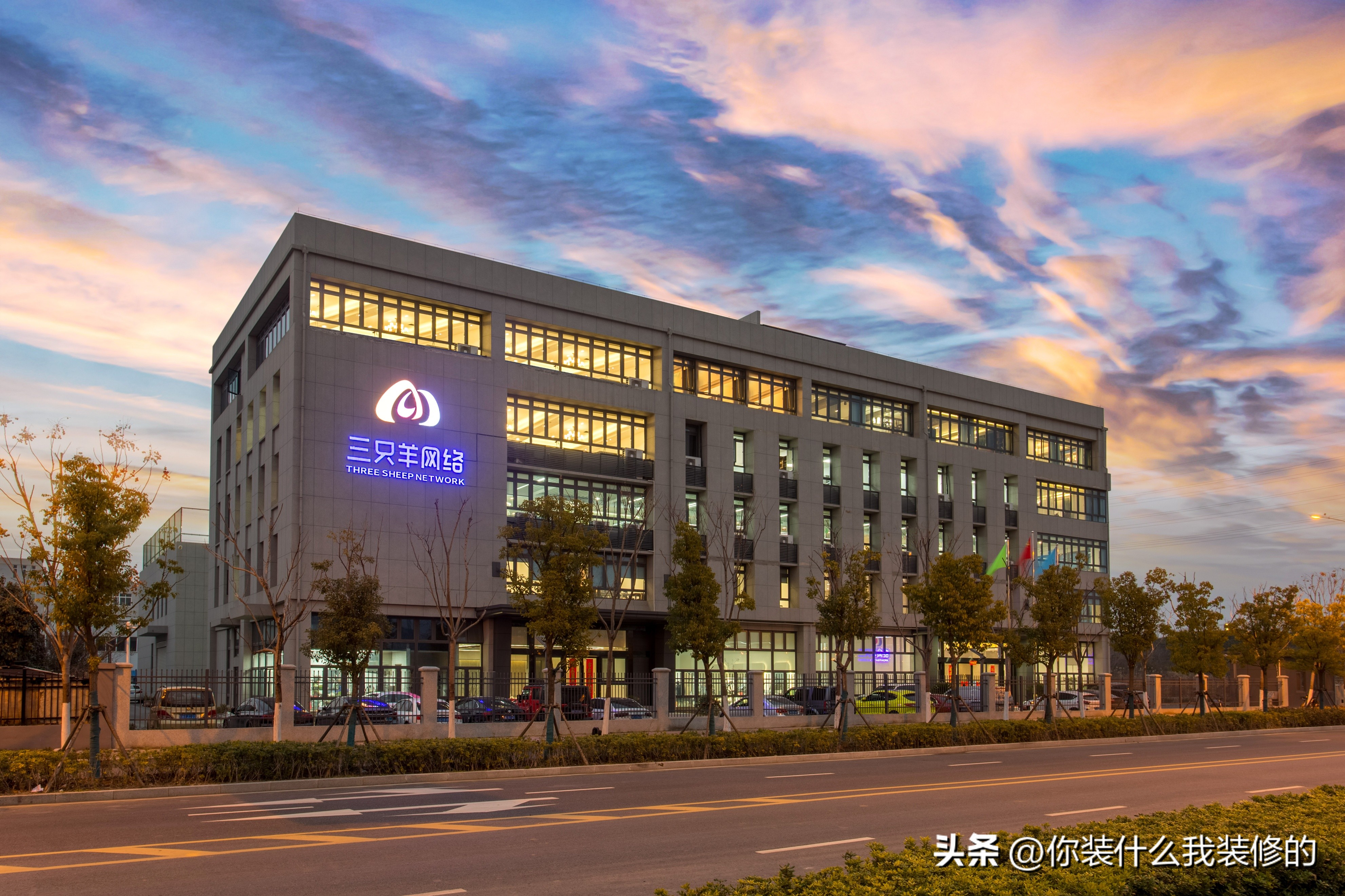 网红疯狂小杨哥挣多少钱,网红小杨哥怎么盈利的