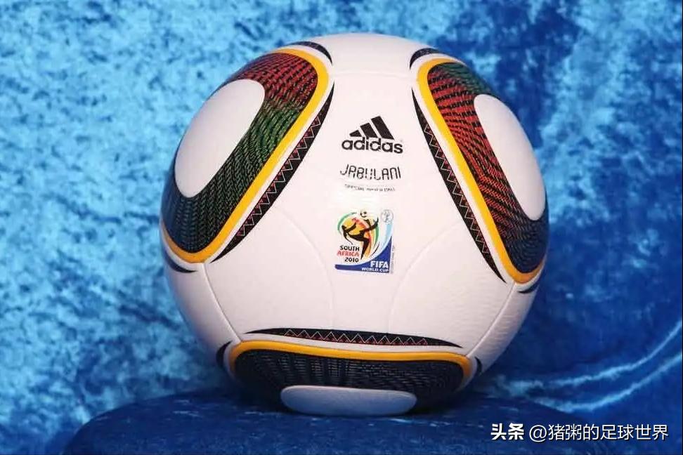 2022世界杯指定用球,21世纪世界杯历届捧杯时刻