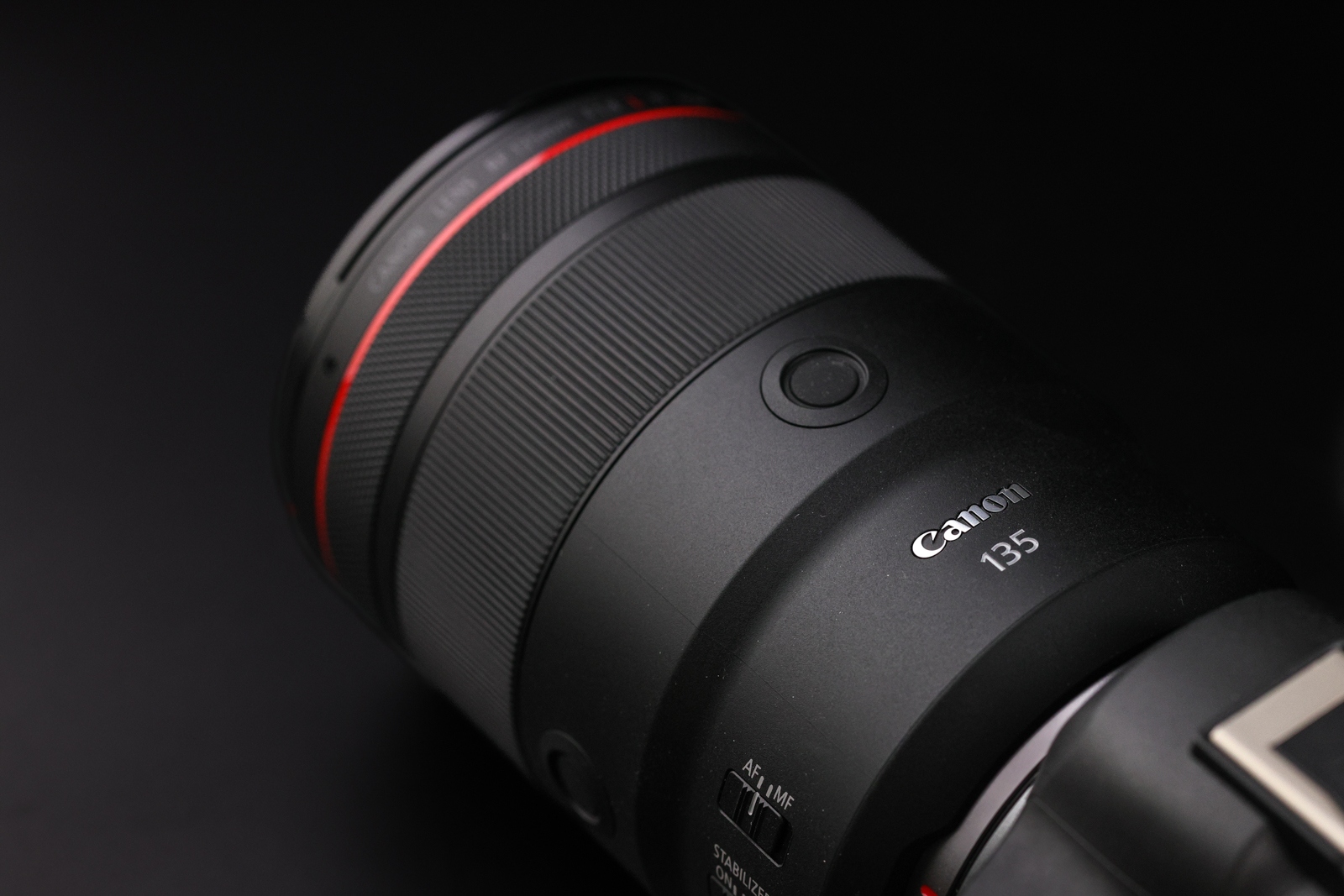 佳能rf135mmf1.4,佳能rf35mmf1.8人像