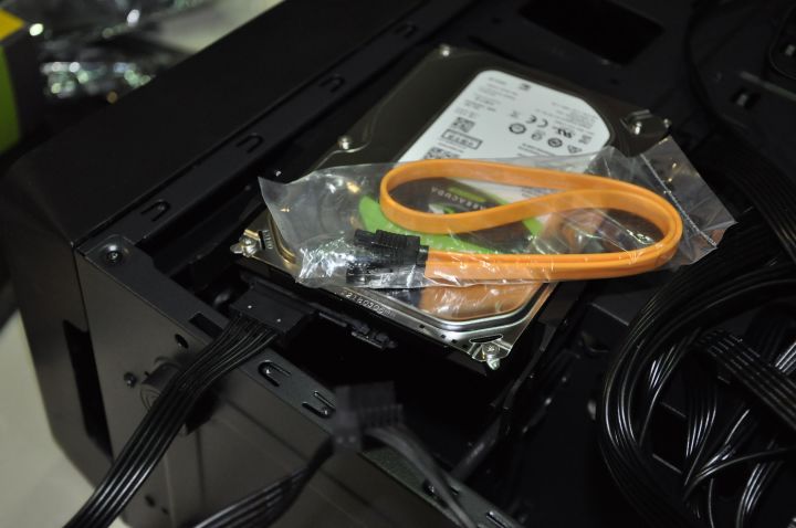 如何简单组装一台电脑,diy笔记本电脑组装