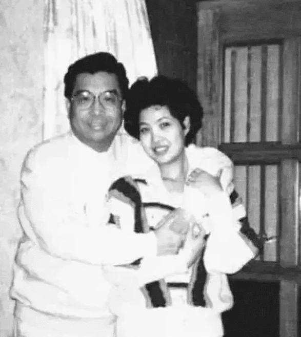 李双江之子李天一近况曝光,李贺与李双江和李天一