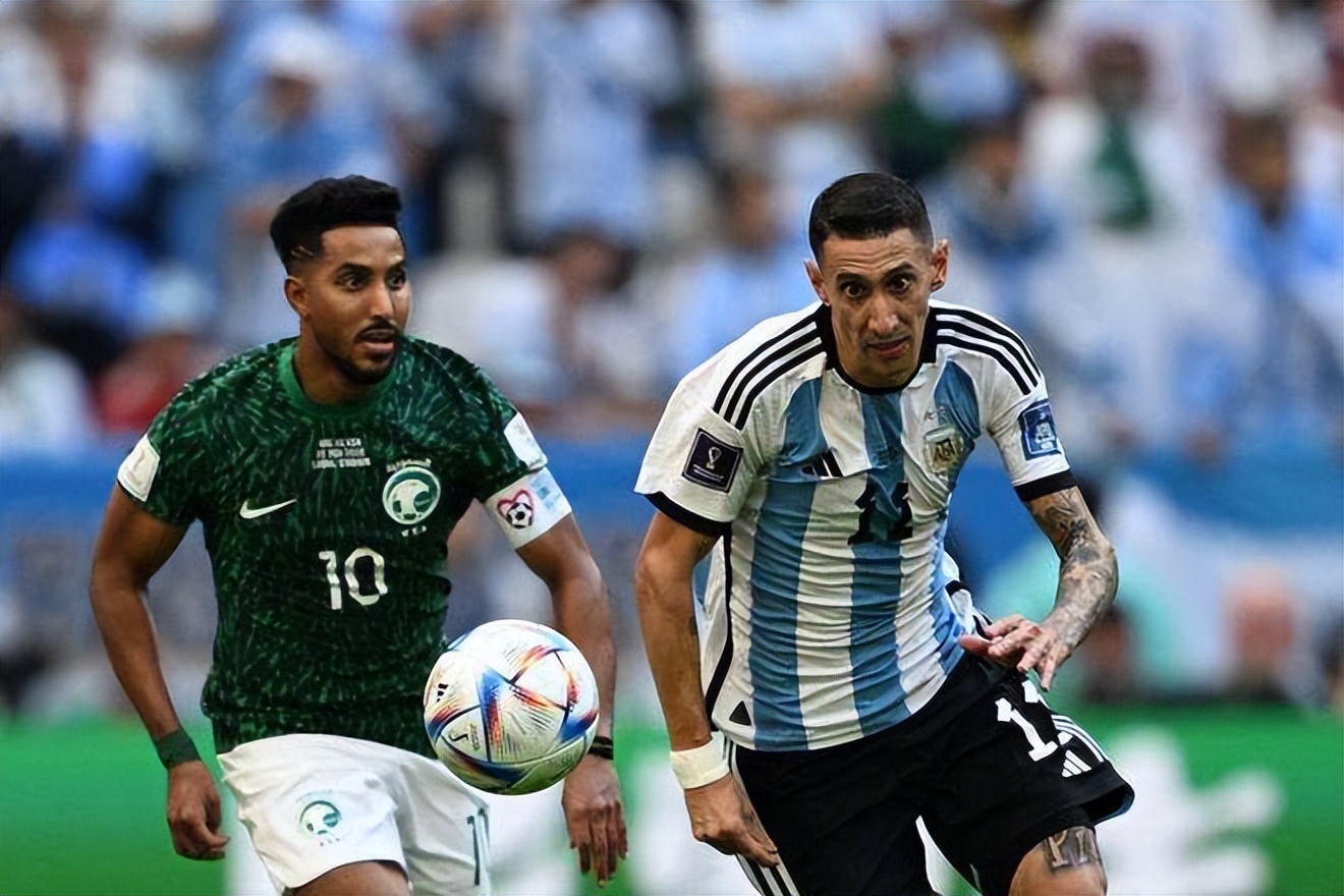 阿根廷夺冠后斯卡洛尼和梅西,梅西救阿根廷斯卡洛尼