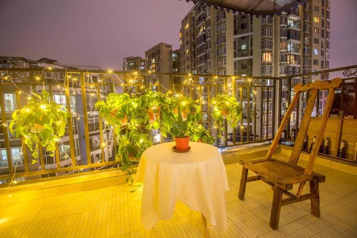 成都到青岛自驾游住宿攻略,成都旅游住宿攻略及费用