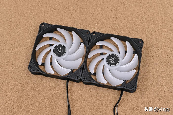 七彩虹主板b760和影驰760,七彩虹b760冰霜对比影驰b760