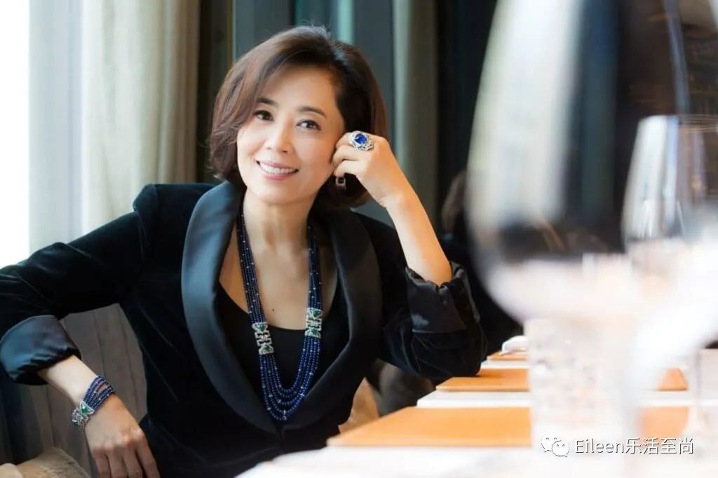 一离婚就传绯闻？豪门三千金如何在继母手下打理百亿家产？