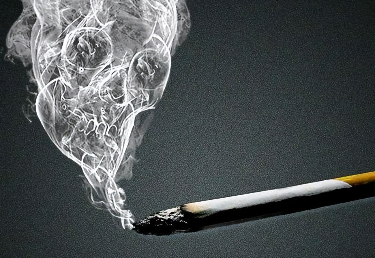 日本人的三种吸烟习惯,日本吸烟率高为何长寿