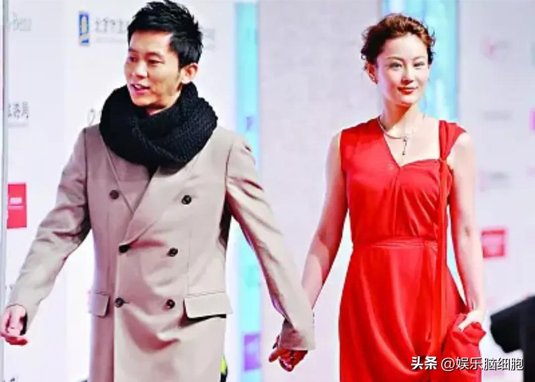 张馨予之前的情路也颇为坎坷,张馨予感情史